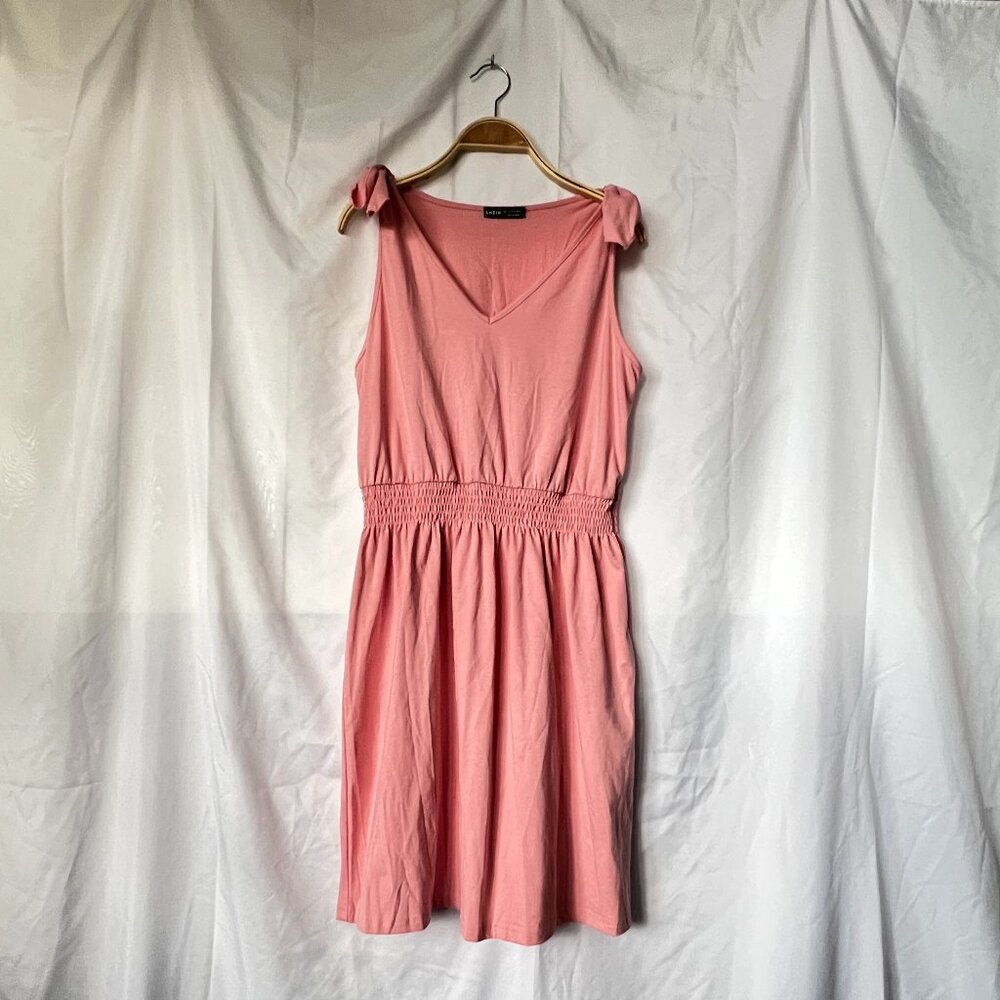 Item 105 Womens Peach Mini Sundress Size L - EUC - Worn Once!